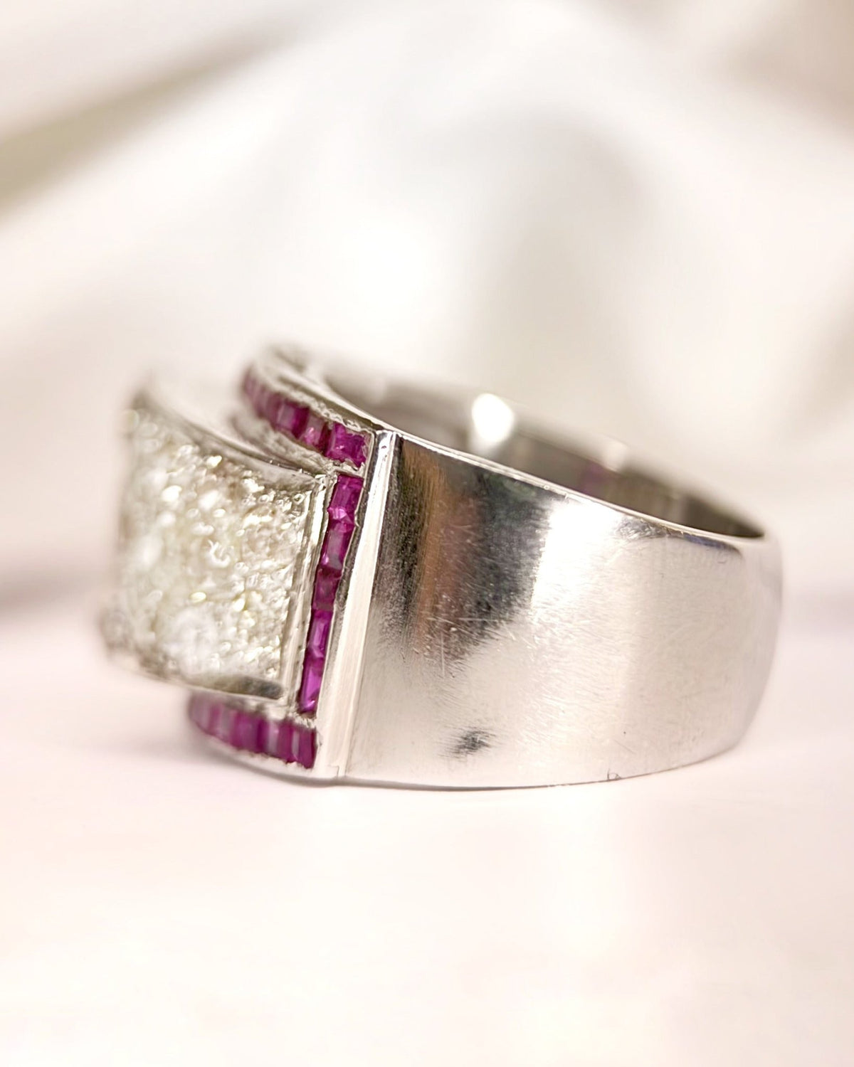 Bague Tank Diamants 1.20 carat, Or &amp; Platine 10,12 g "Samantha" - Elliade Paris