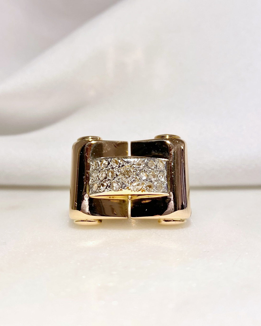 Bague Tank Diamants &amp; Or 18 carats 11.06g &quot;Perrine&quot; - Elliade Paris