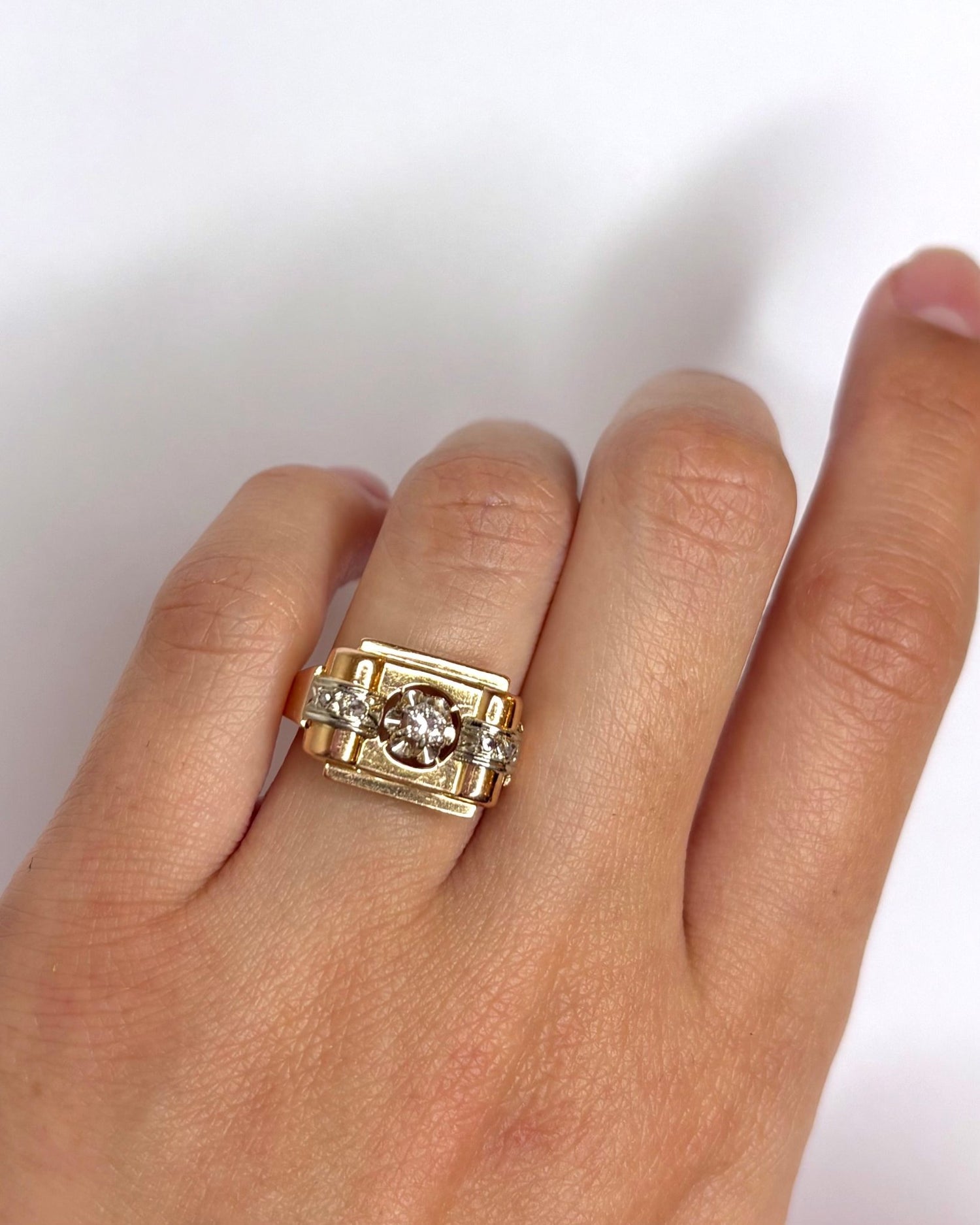 Bague Tank Diamants &amp; Or 5.05g "Inès" - Elliade Paris