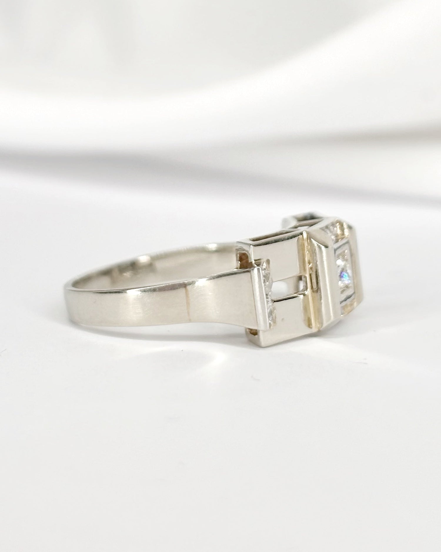 Bague Tank Diamants &amp; Or 5.29g "Laurine" - Elliade Paris