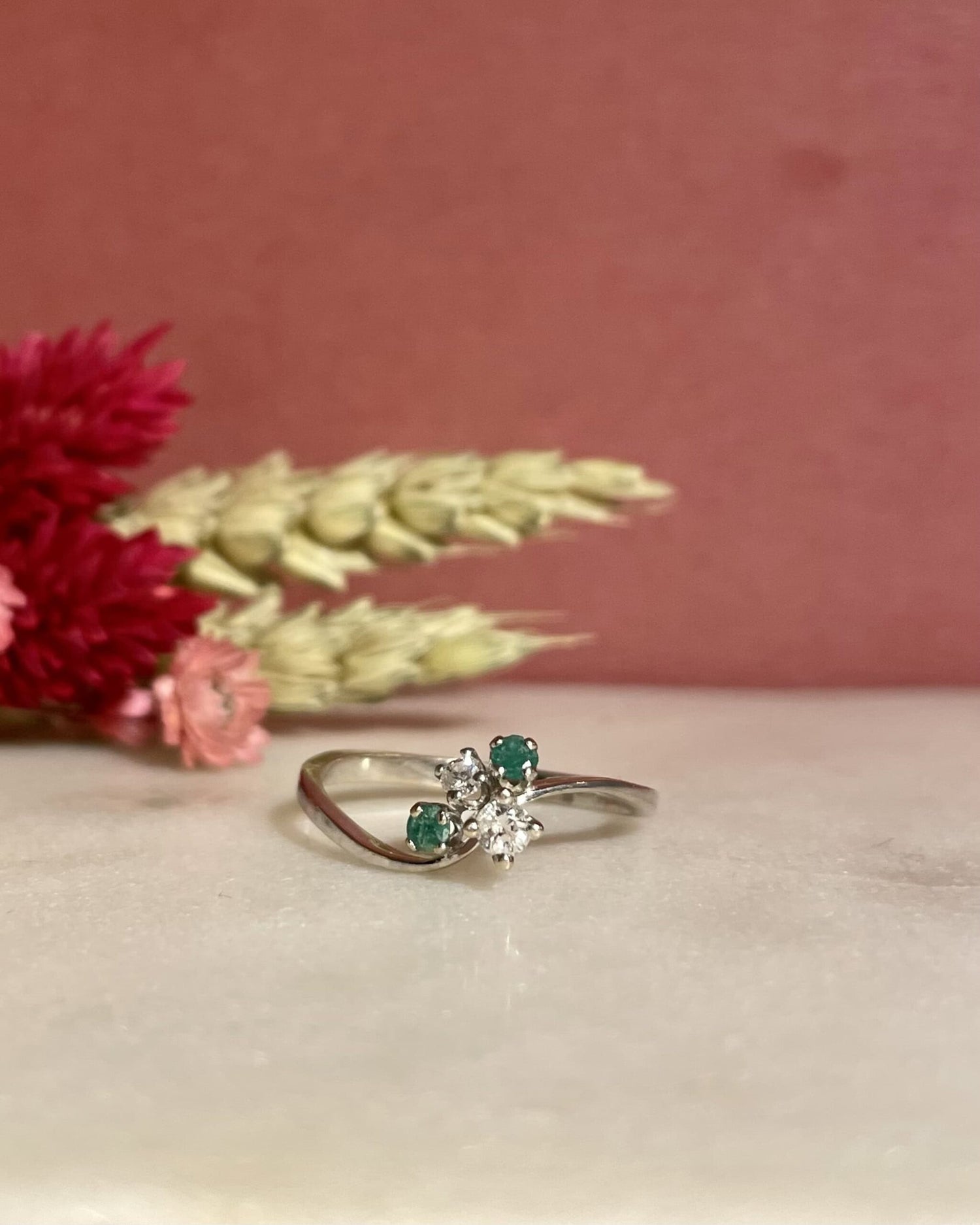 Bague Vintage Émeraudes &amp; Diamants &quot;Kelani&quot;