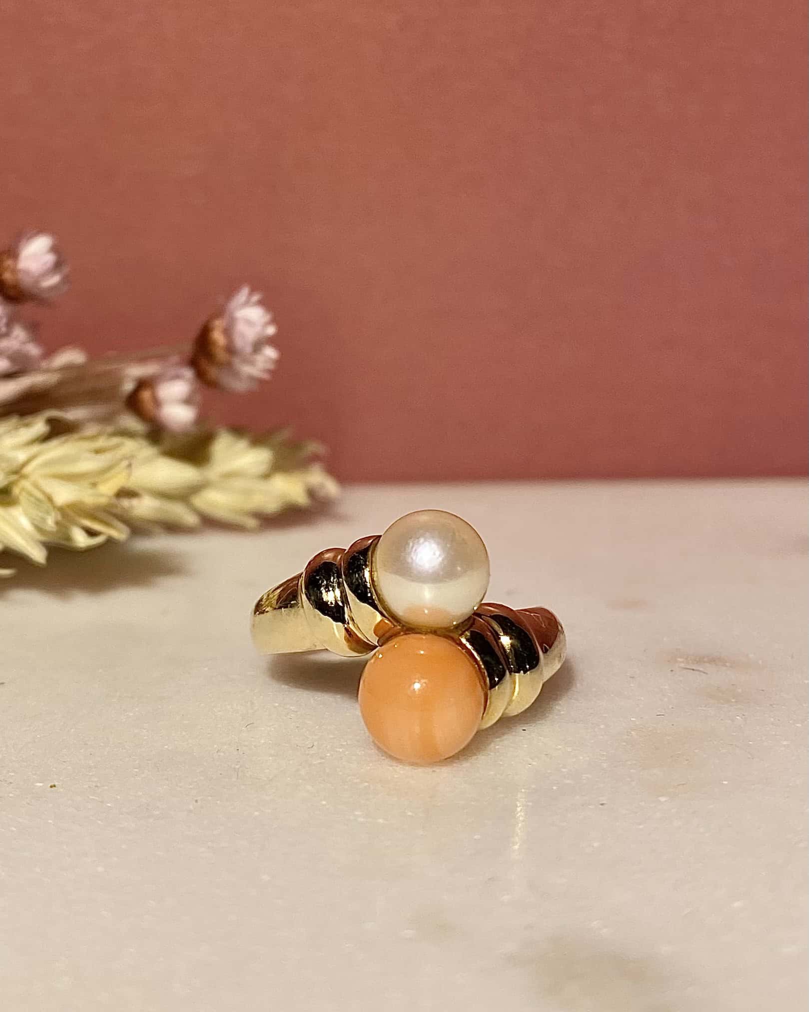 Bague Toi &amp; Moi Corail et Perle &quot;Hannan&quot; - Elliade Paris