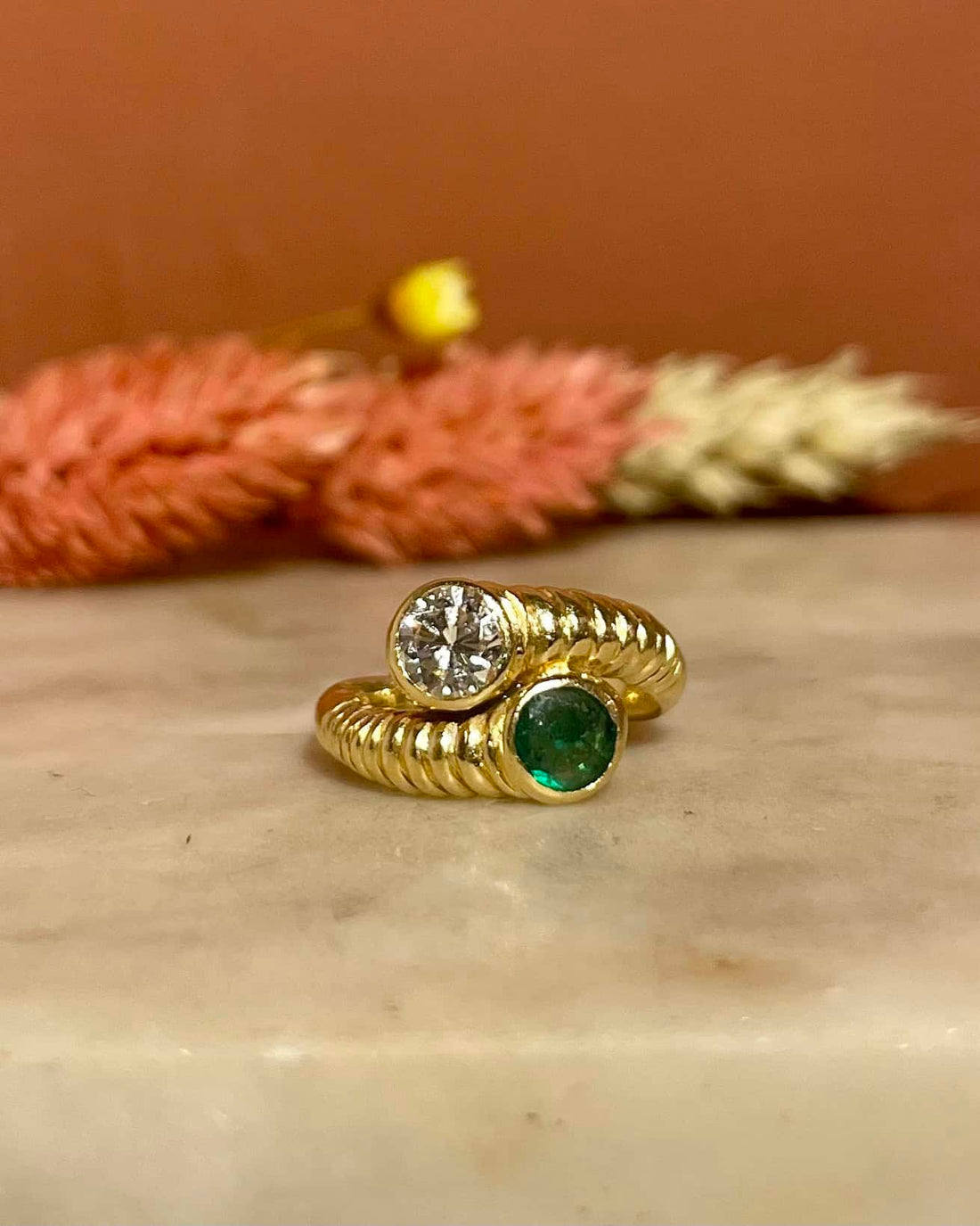 Bague Toi & Moi Jonc Emeraude et Diamant 0.40 carat "Sierra" - Elliade Paris
