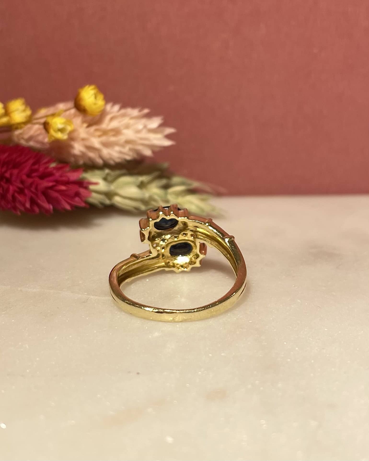 Bague Toi &amp; Moi Marguerite Saphirs 1.15 carat &amp; Diamants "Andy" - Elliade Paris