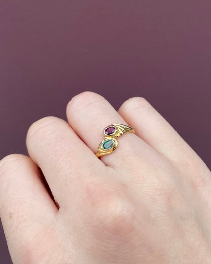 Bague Toi &amp; Moi Rubis et Émeraude &quot;Charlie&quot; - Elliade Paris