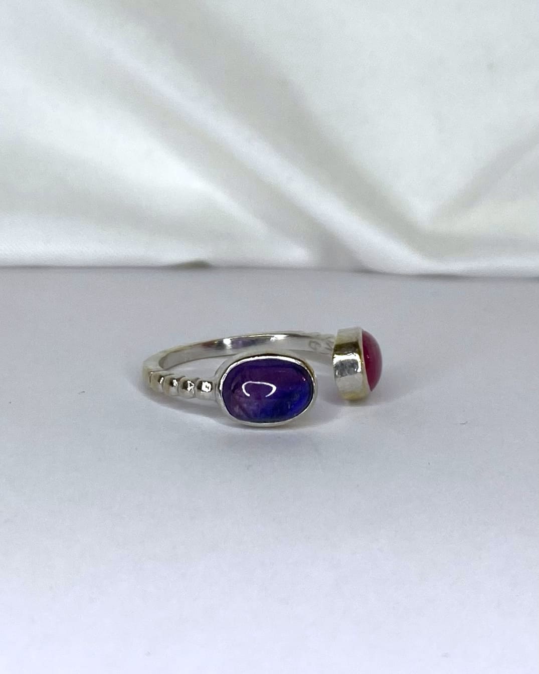 Bague Toi &amp; Moi Saphirs Rose et Violet 2.80 Carats "Ellie" - Elliade Paris