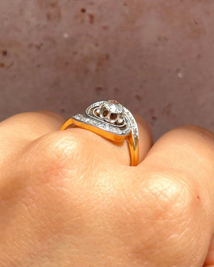 Bague Tourbillon Art - Déco 17 Diamants "Laurène" - Elliade Paris