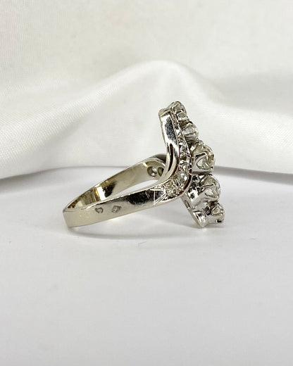 Bague Tourbillon Diamants 1.10 carat &quot;Camélia&quot; - Elliade Paris