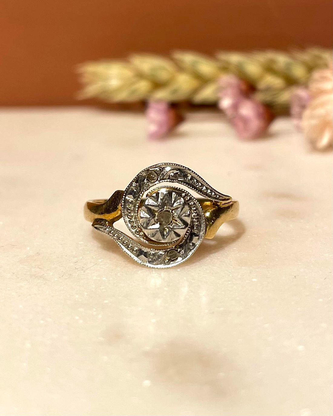 Bague Tourbillon Art-déco Diamants &quot;Gina&quot;