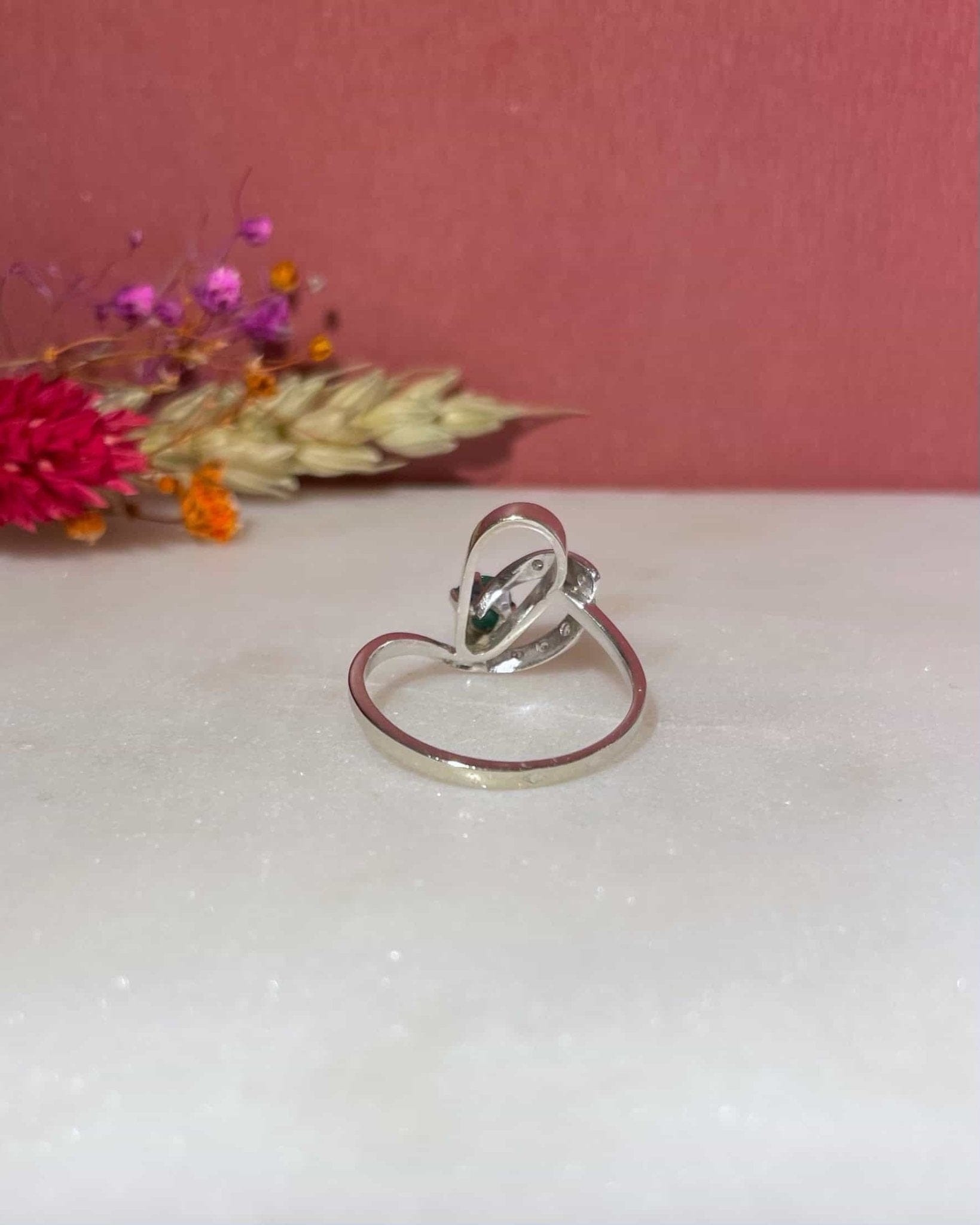 Bague Tourbillon Emeraude &amp; Diamants "Hortense" - Elliade Paris