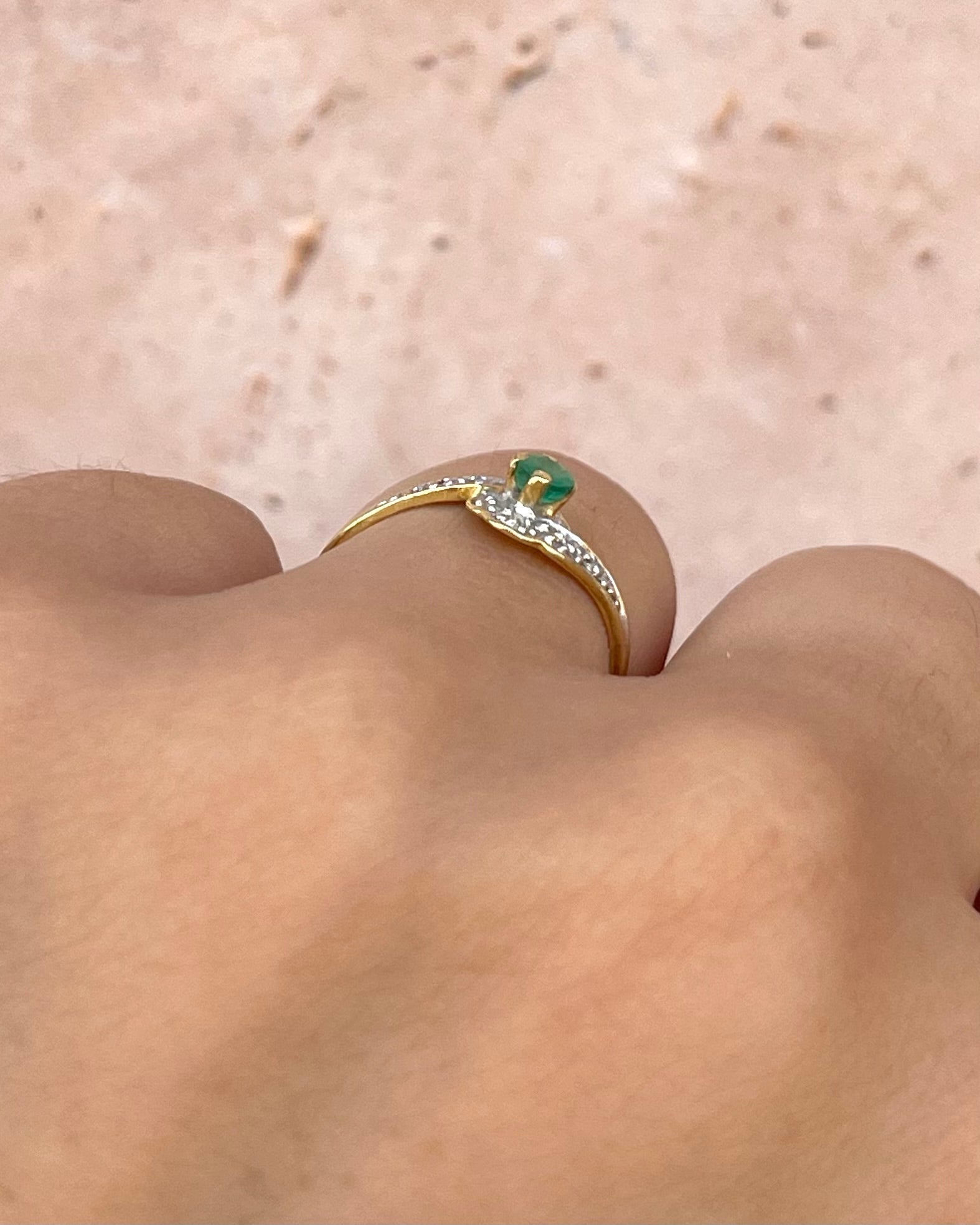 Bague Tourbillon Émeraude "Iseult" - Elliade Paris