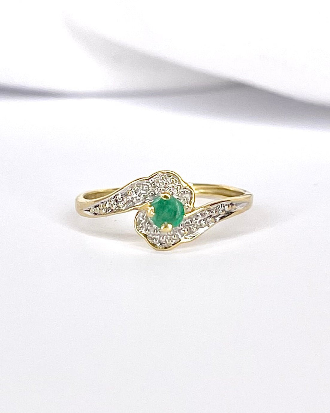 Bague Tourbillon Émeraude "Iseult" - Elliade Paris