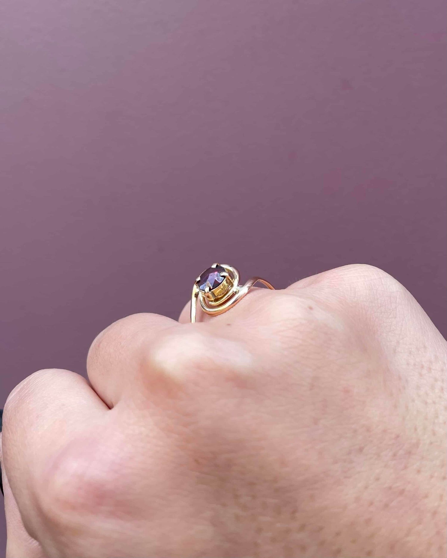 Bague Tourbillon Grenat 0.60 carat &quot;Linoa&quot;