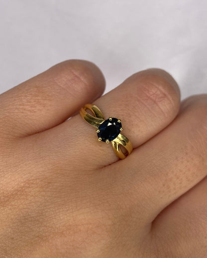 Bague tourbillon Saphir 0.63 carat &quot;Loeva&quot; - Elliade Paris