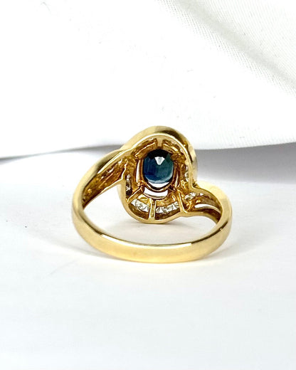 Bague Tourbillon Saphir 1 carat &amp; Diamants 0.44 carat "Morganne" - Elliade Paris