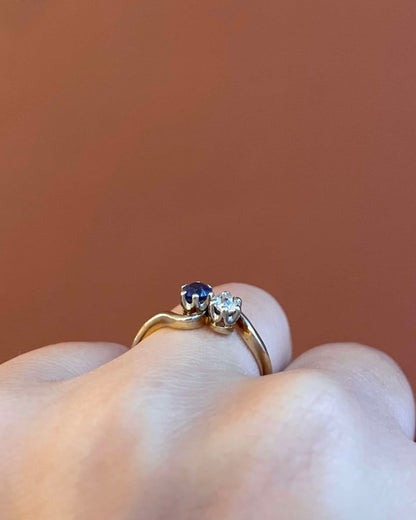 You &amp;amp; Me Sapphire &amp;amp; Diamond Ring &quot;Ellerya&quot;