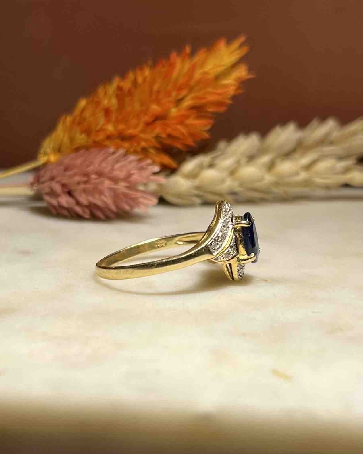 Bague tourbillon saphir &amp; diamants "Kity" - Elliade Paris