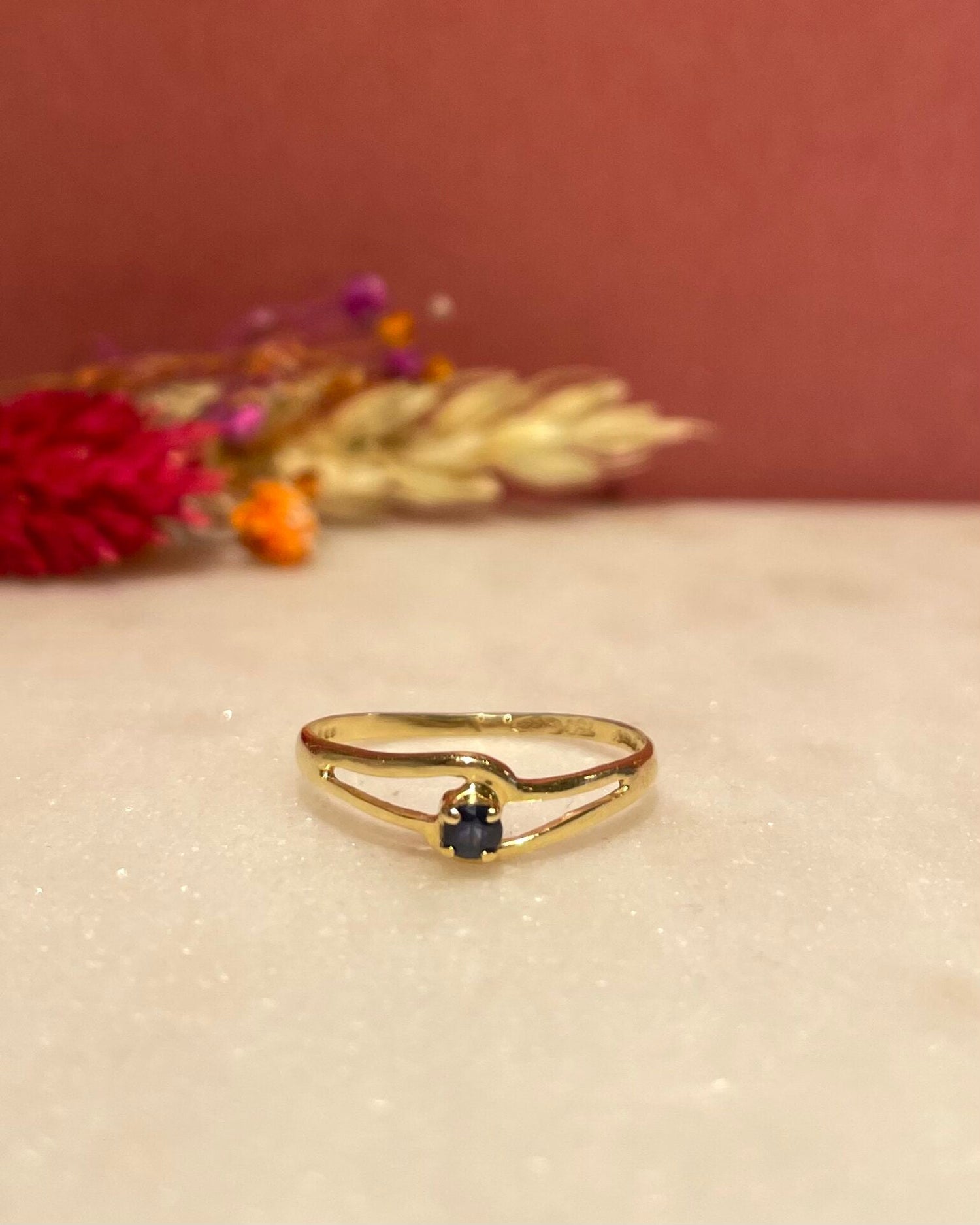 Bague Tourbillon Saphir &quot;Élya&quot; - Elliade Paris