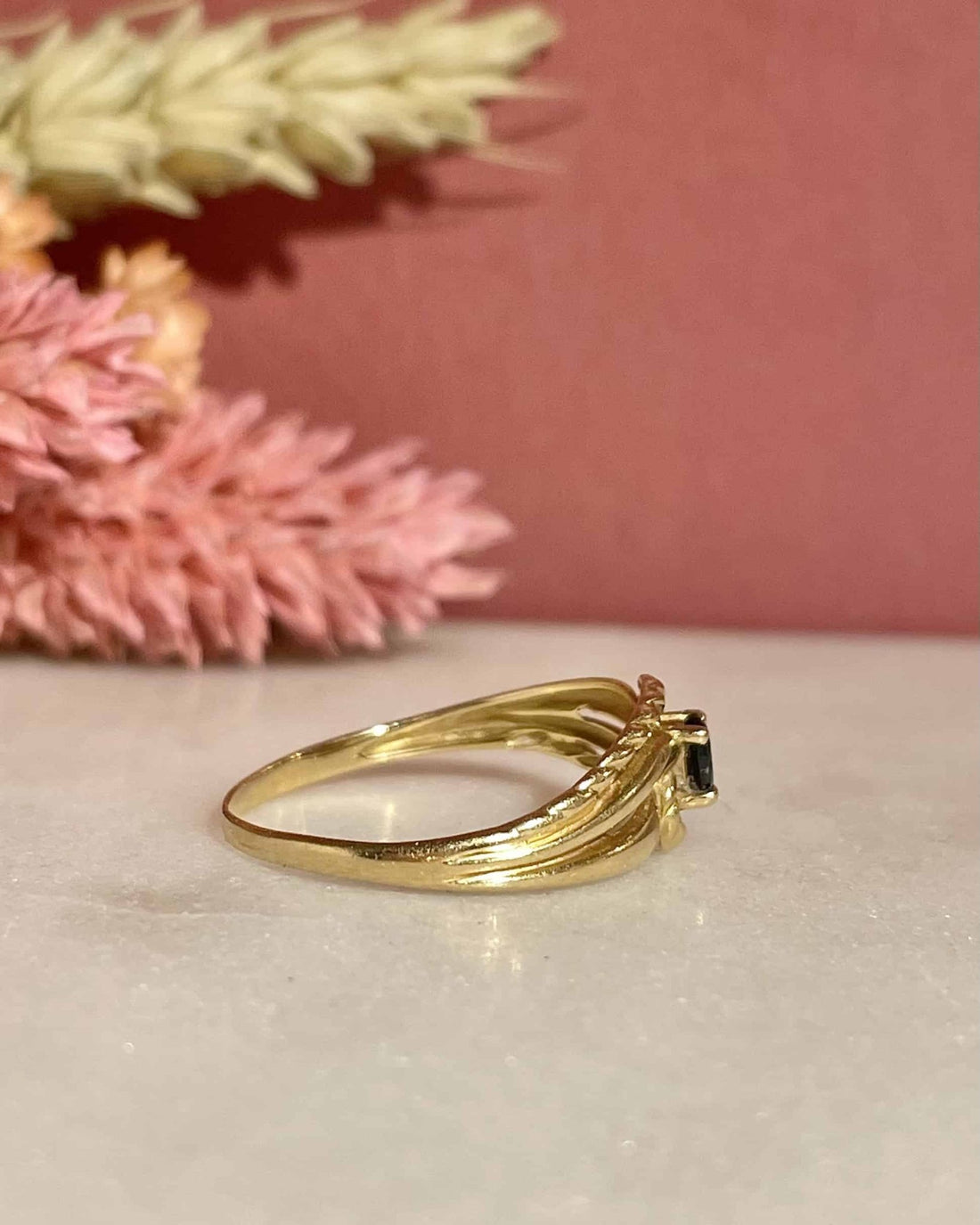 Bague Tourbillon Saphir &quot;Hazel&quot; - Elliade Paris