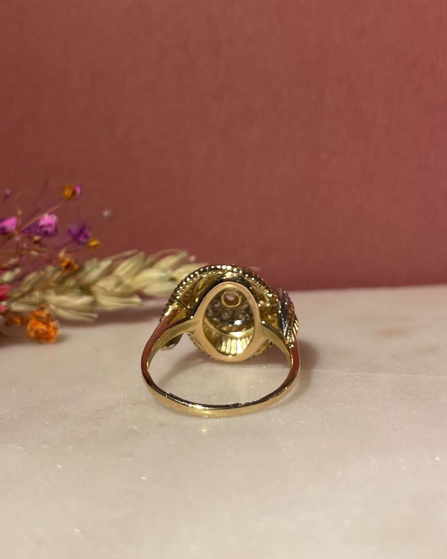 Bague Tourbillon Saphir Jaune et Diamants "Emmna" - Elliade Paris