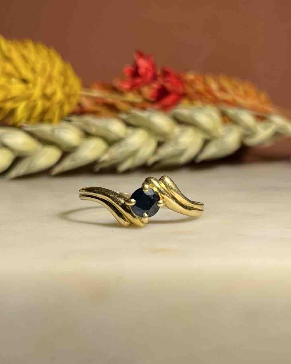 Bague tourbillon saphir "Kat" - Elliade Paris