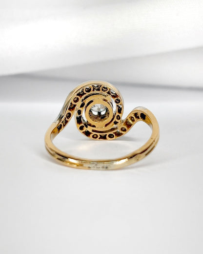 Bague Tourbillon Style Art Nouveau Diamants 0.50 carat "Melodie" - Elliade Paris