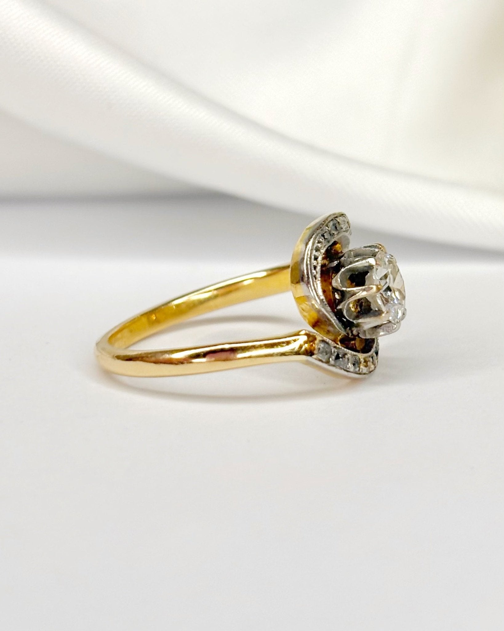 Bague Tourbillon Style Art Nouveau Diamants "Anaëlle" - Elliade Paris