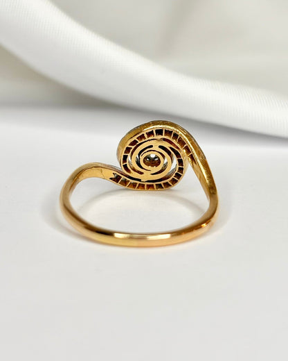 Bague Tourbillon Style Art Nouveau Diamants "Magdalena" - Elliade Paris