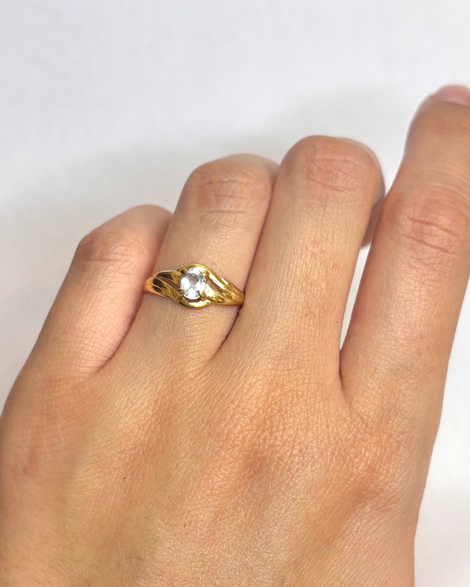 Bague Tourbillon Topaze 0.50 carat “Aynah” - Elliade Paris