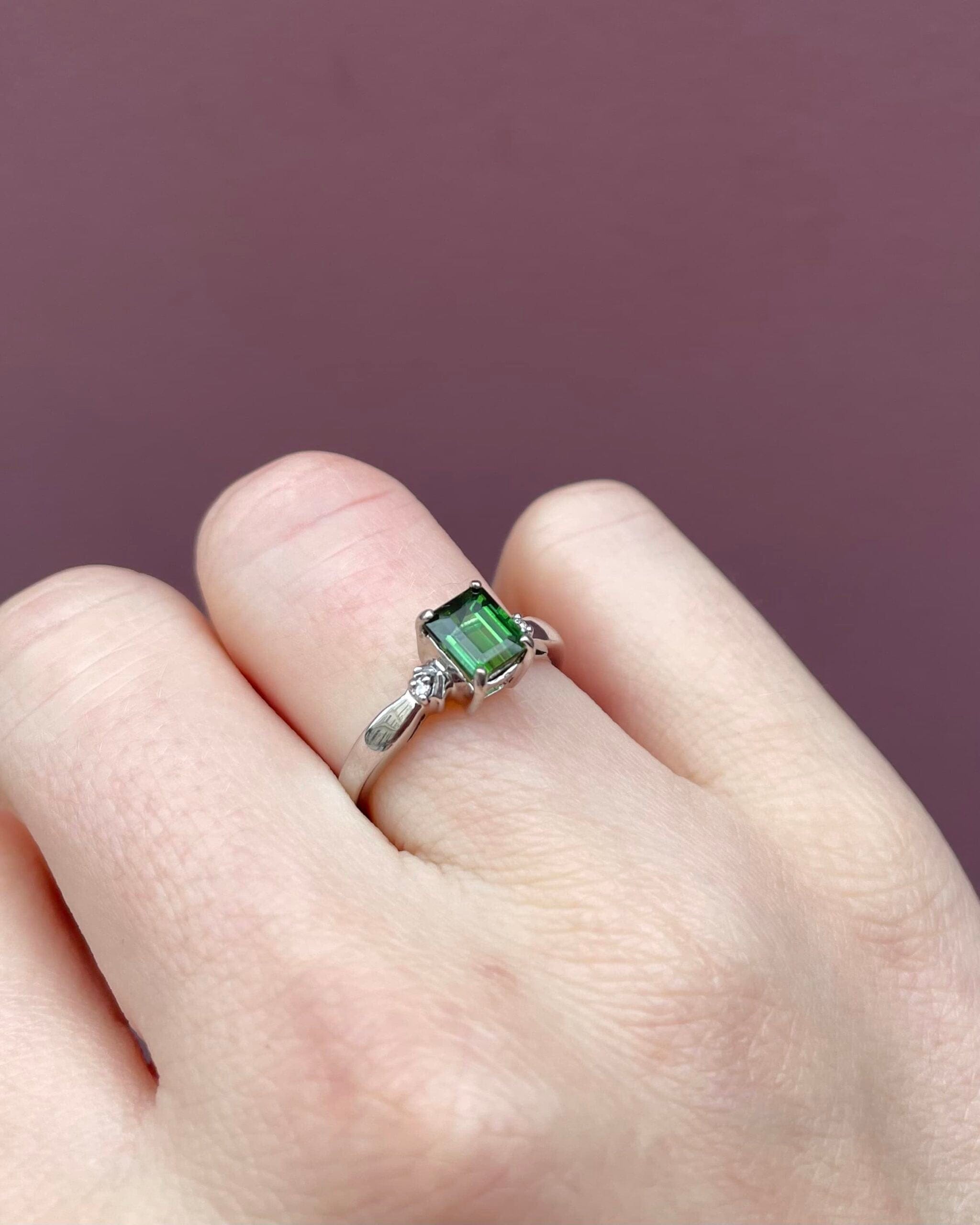 Bague Trilogie Tourmaline 1.10 carat &amp; Diamants "Louanne" - Elliade Paris