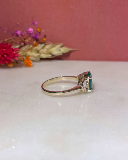 Bague Trilogie Emeraude 1.20 carat &amp; Diamants &quot;Kaia&quot;