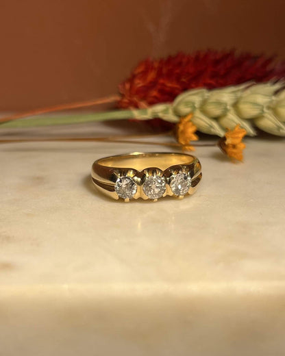 Bague Trilogie 0.70 carat Diamants &quot;Kelia&quot; - Elliade Paris