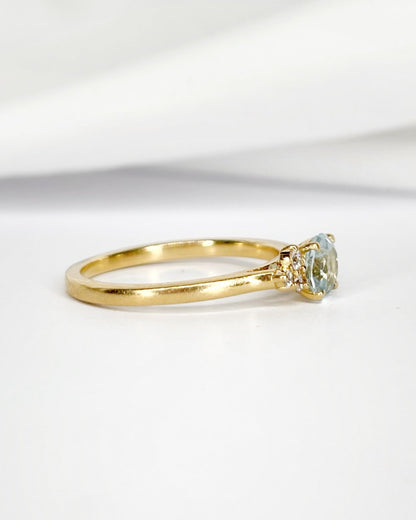 Bague Trilogie Aigue - Marine 0.50 carat &amp; Diamants "Albane" - Elliade Paris