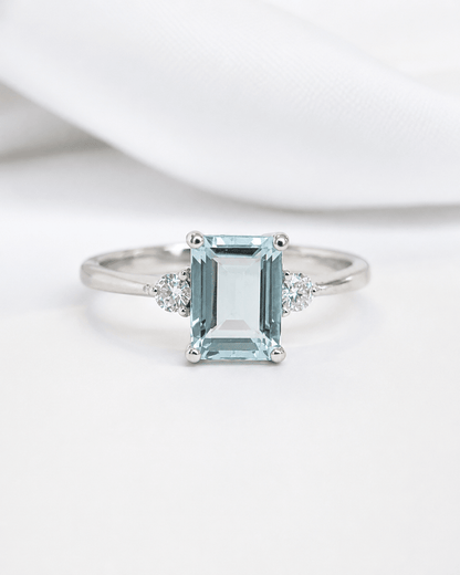 Bague Trilogie Aigue-Marine 1.45 carat &amp; Diamants "Solange" - Elliade Paris