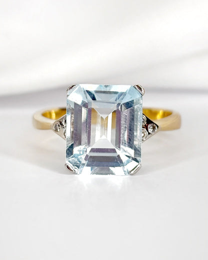 Bague Trilogie Aigue - Marine 5 carats &amp; 6 Diamants "Solange" - Elliade Paris