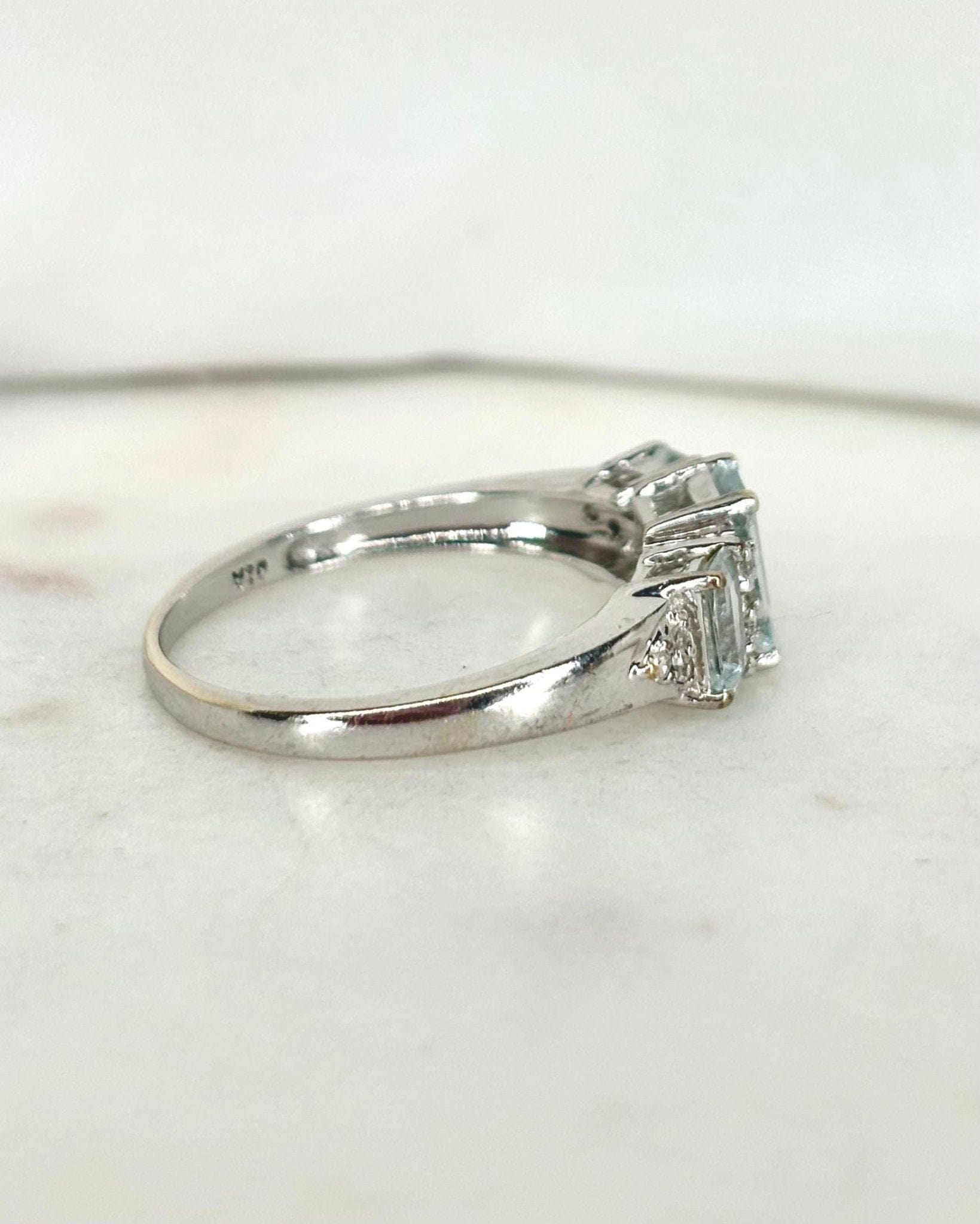 Bague Trilogie Aigues - Marines 1.40 carat &amp; Diamants "Axelle" - Elliade Paris