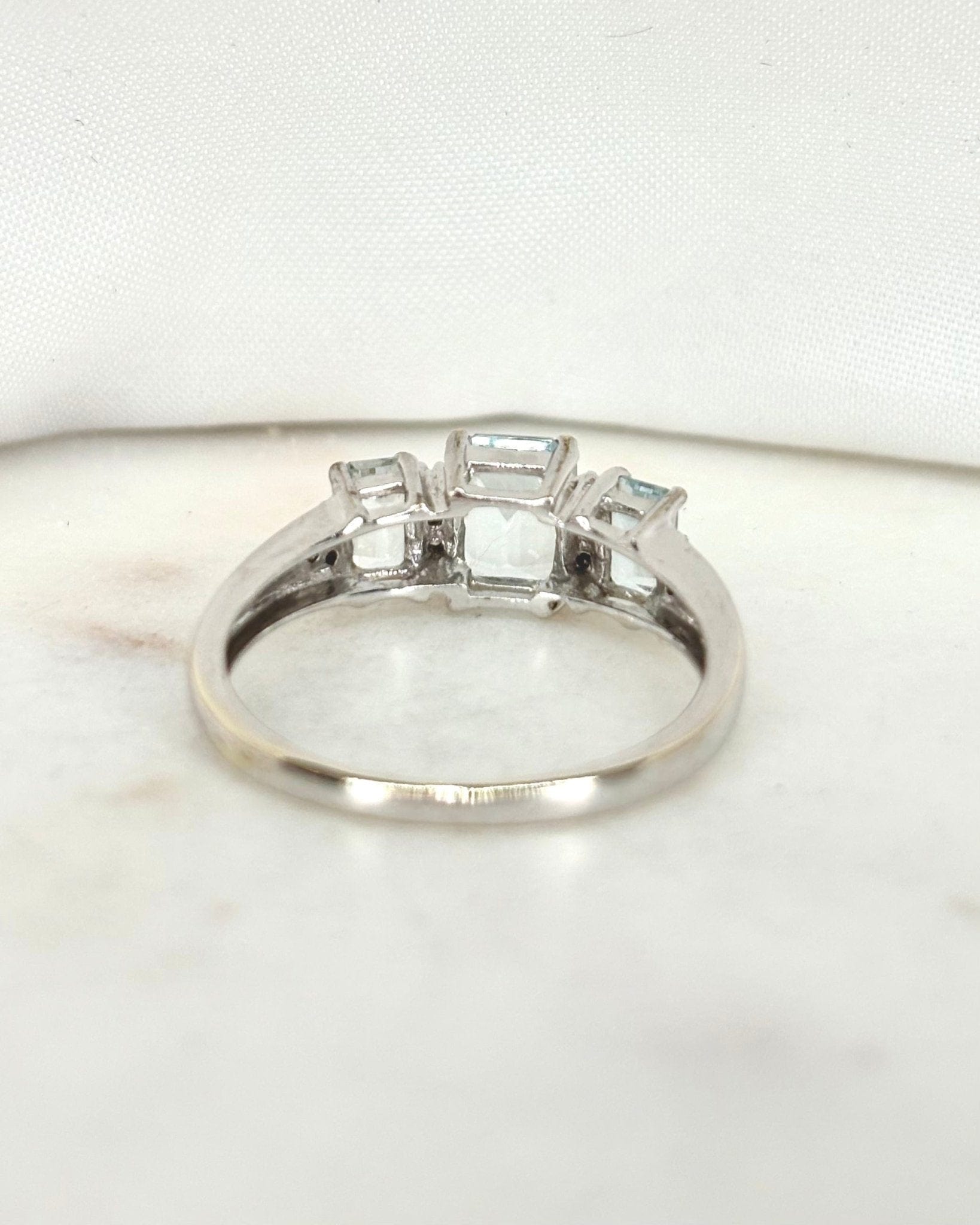 Bague Trilogie Aigues - Marines 1.40 carat &amp; Diamants "Axelle" - Elliade Paris