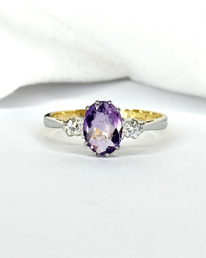Bague Trilogie Améthyste 0.90 carat &amp; Diamants "Gabriella" - Elliade Paris