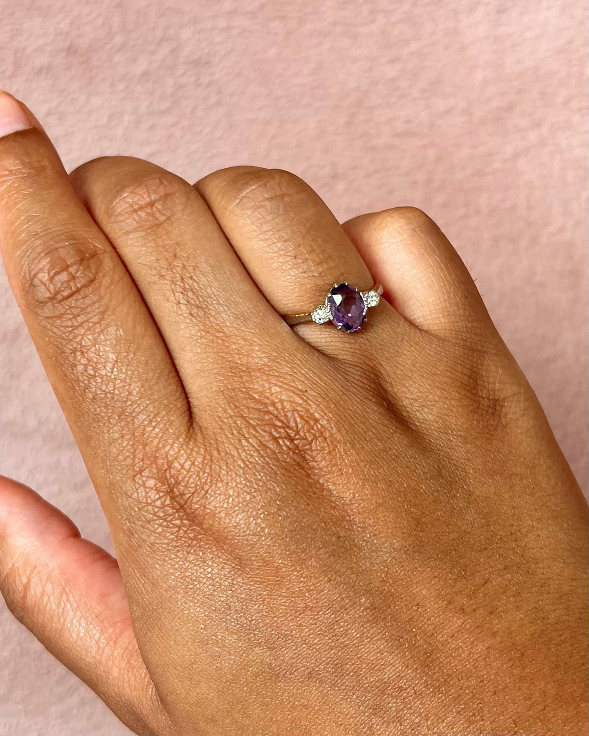 Bague Trilogie Améthyste 0.90 carat &amp; Diamants "Gabriella" - Elliade Paris