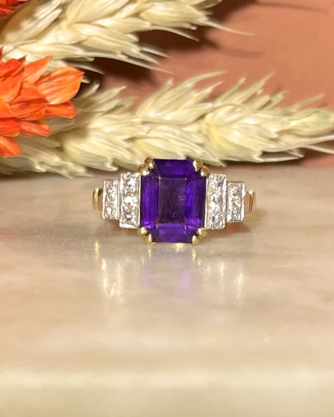 Bague Trilogie Améthyste 1.40 carat &amp; 10 Diamants "Hawa" - Elliade Paris