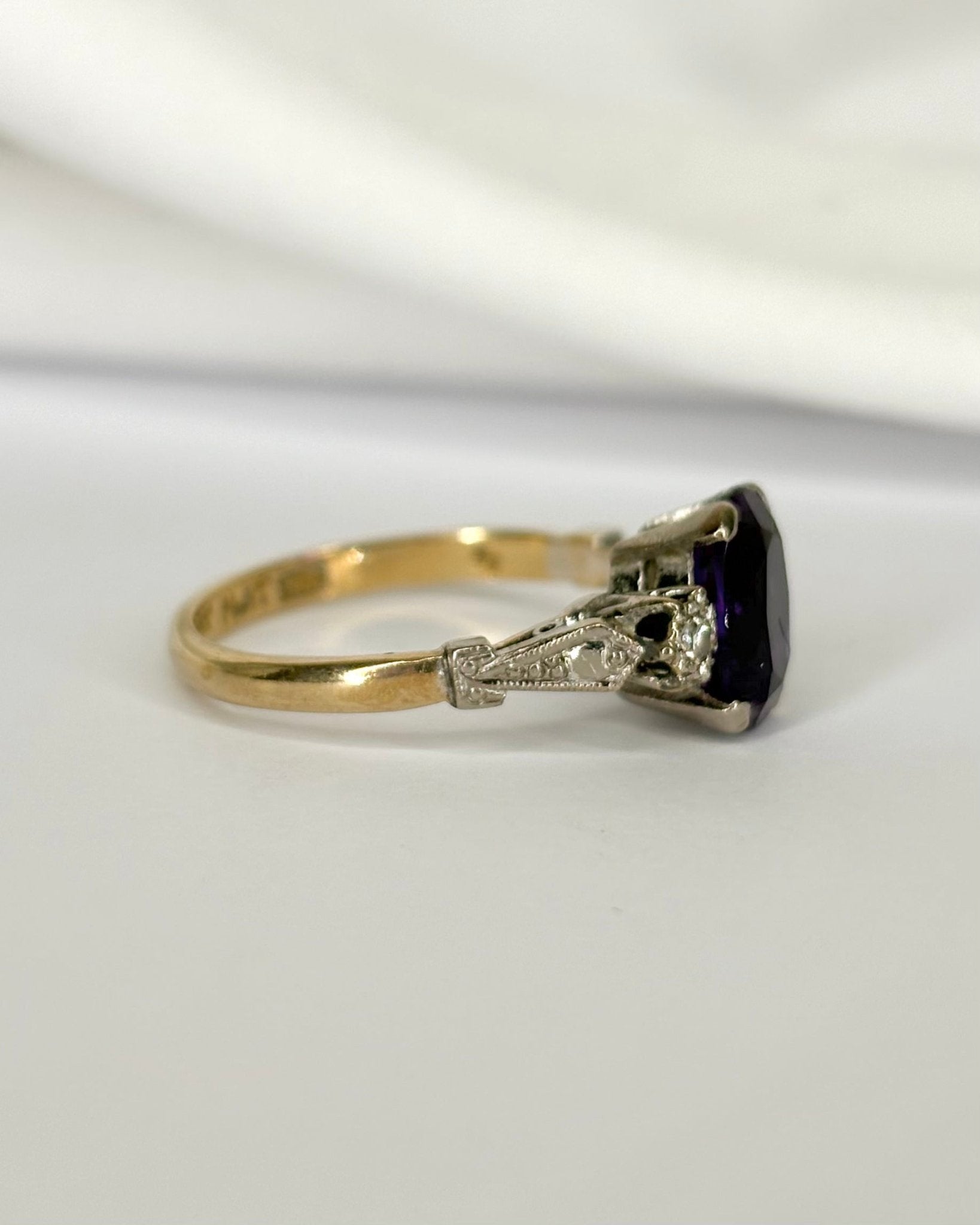 Bague Trilogie Améthyste 1.74 carat &amp; Diamants "Anya" - Elliade Paris