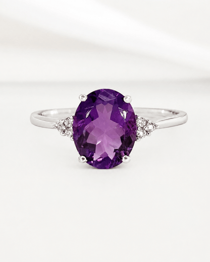 Bague Trilogie Améthyste 2.35 carats &amp; Topazes Blanches "April" - Elliade Paris