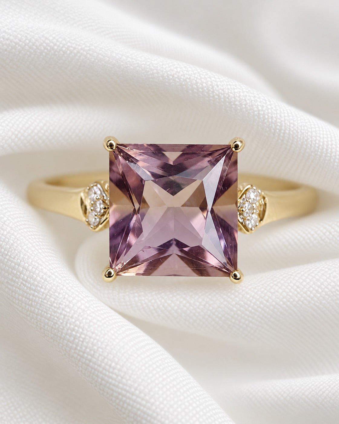 Bague Trilogie Amétrine 3.16 carat &amp; Diamants "Nayra" - Elliade Paris