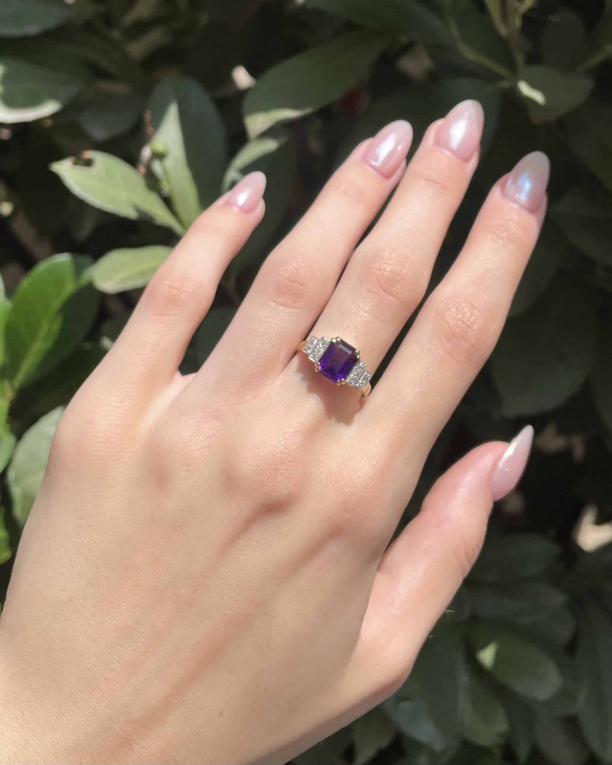 Bague Trilogie Améthyste 1.40 carat &amp; 10 Diamants "Hawa"