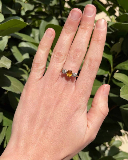 Bague Trilogie Citrine &amp; Diamants &quot;Mylenne&quot; - Elliade Paris