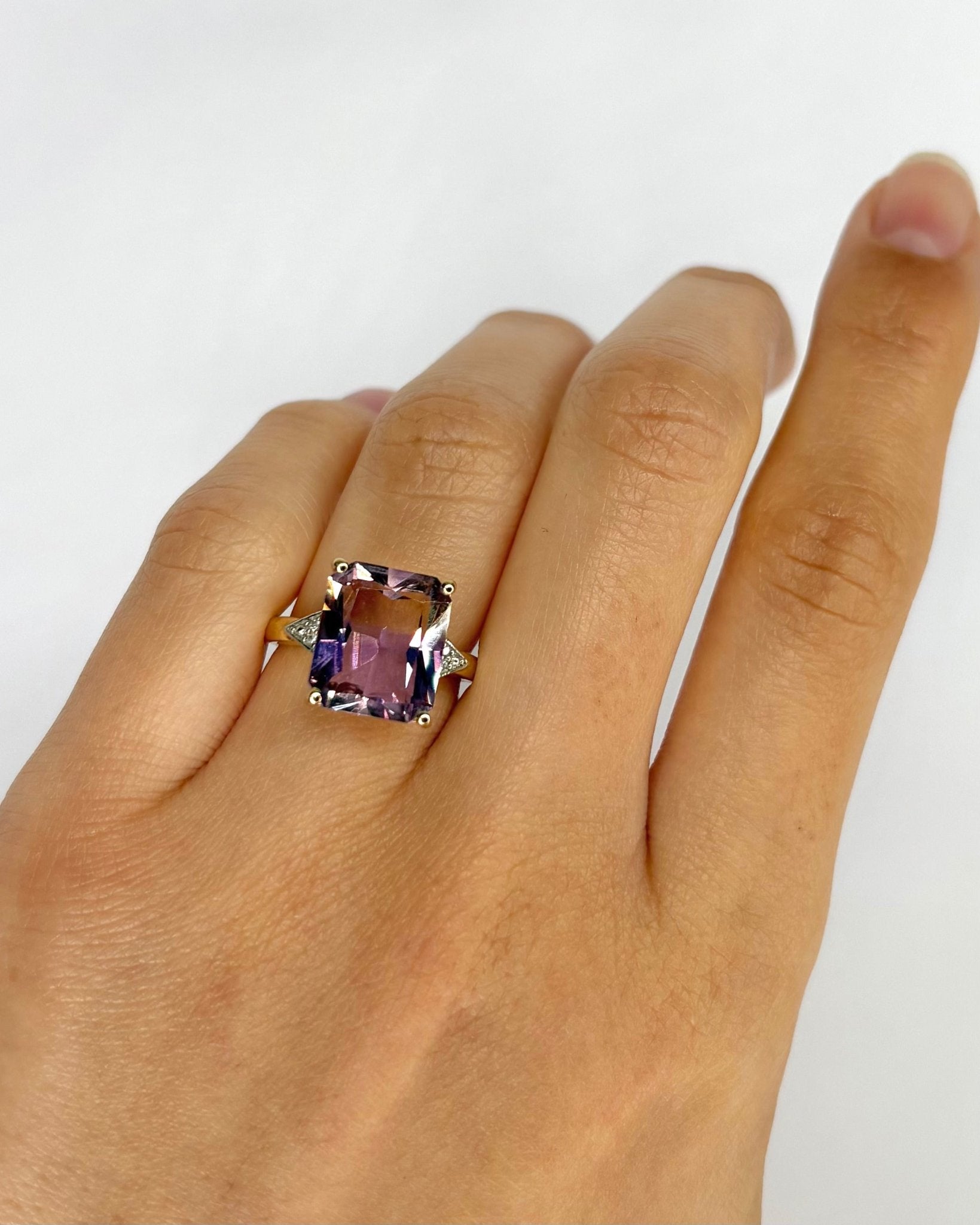 Bague Trilogie Cocktail Amétrine 5.77 carats &amp; Diamants "Irine" - Elliade Paris