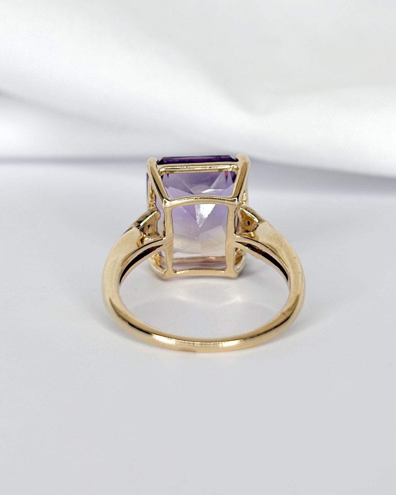 Bague Trilogie Cocktail Amétrine 5.77 carats &amp; Diamants "Irine" - Elliade Paris