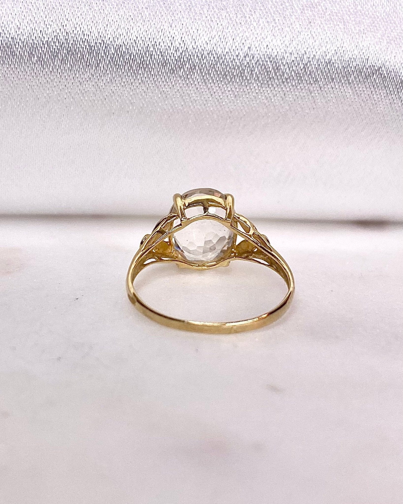 Bague Trilogie Cristal de Roche 2.96 carats &amp; Diamants "Nawel" - Elliade Paris