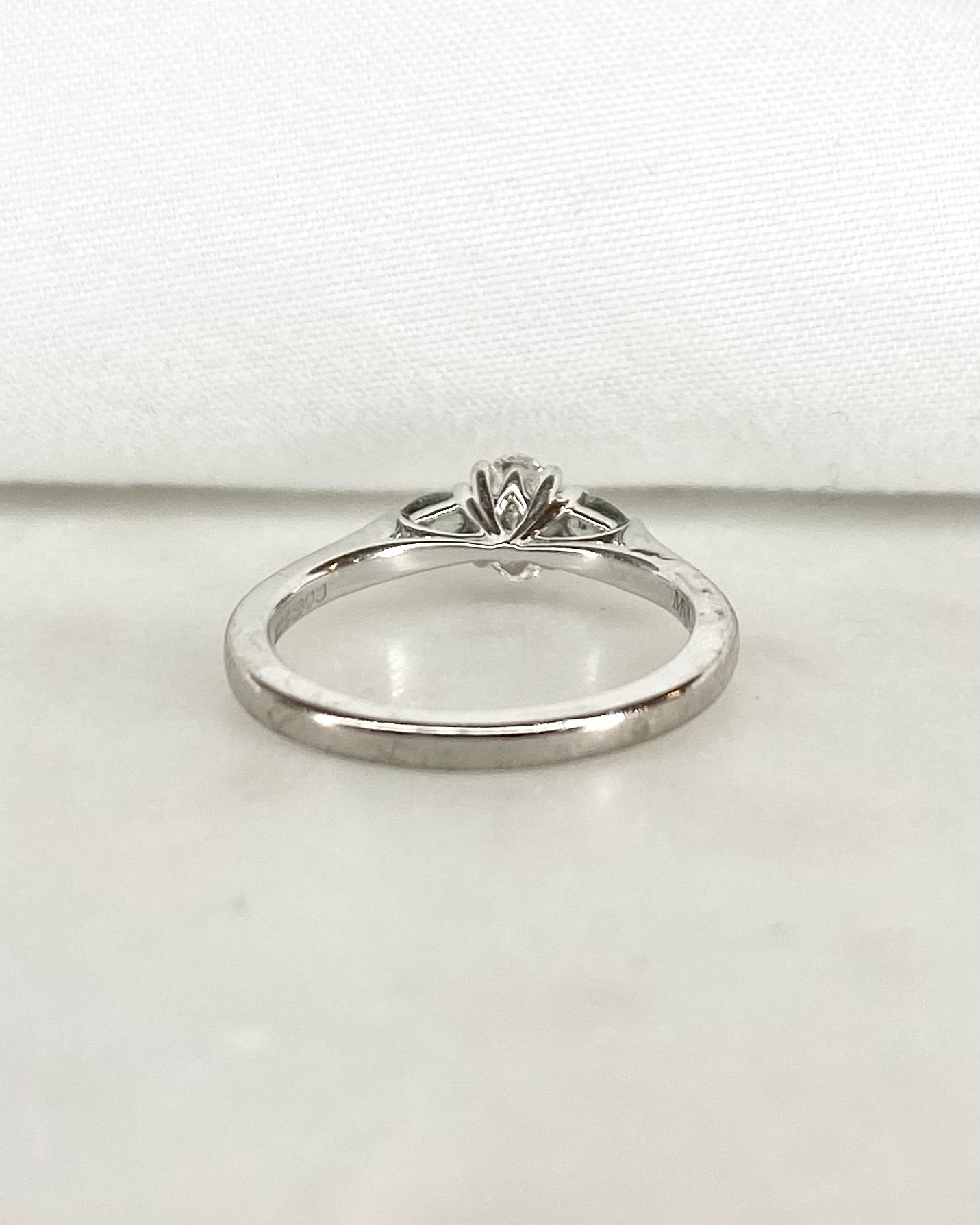 Bague Trilogie Diamant ovale 0.37 carat &amp; Tourmalines &quot;Athénaïs&quot; - Elliade Paris