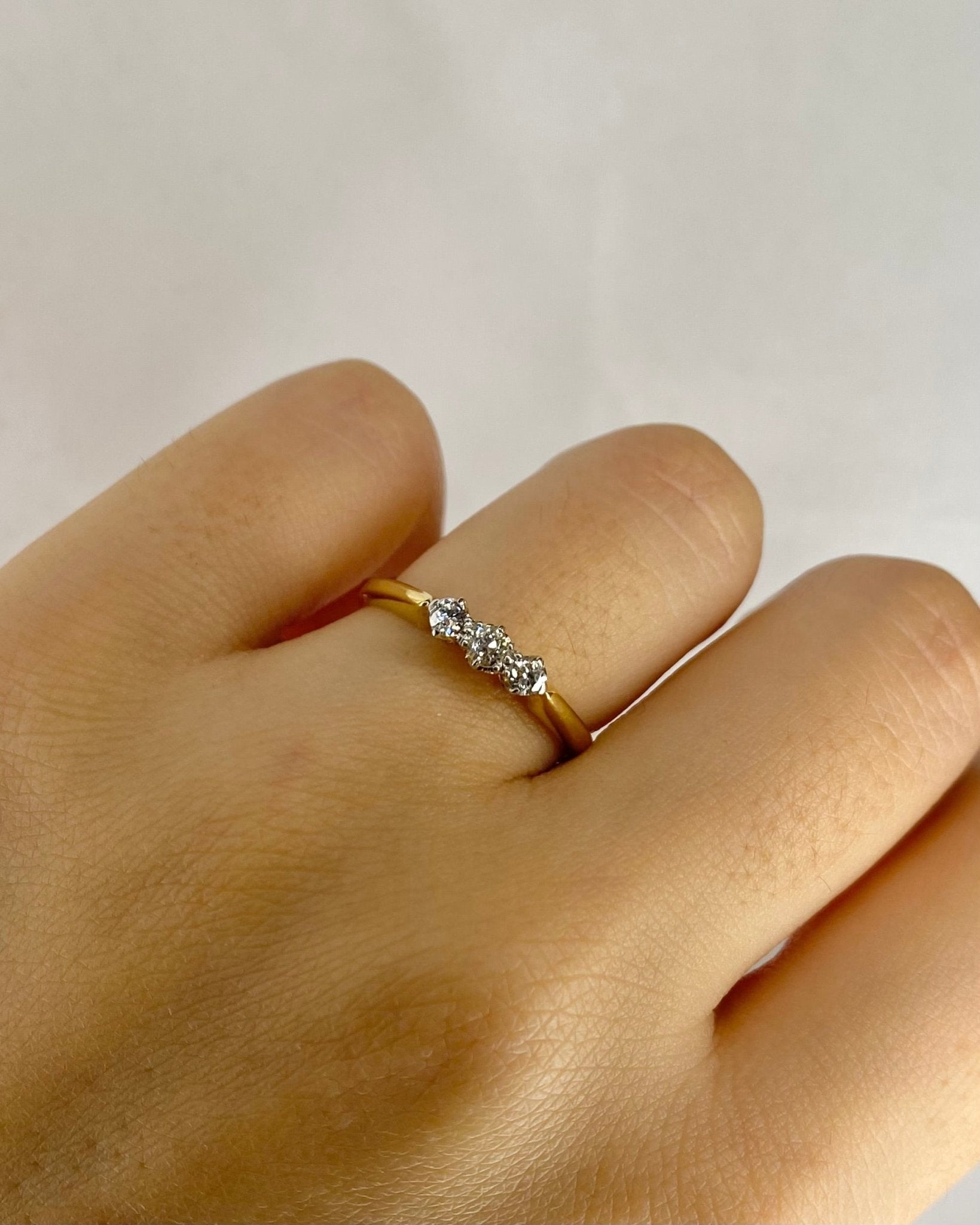 Bague Trilogie Diamants 0.21 carat &quot;Erell&quot; - Elliade Paris